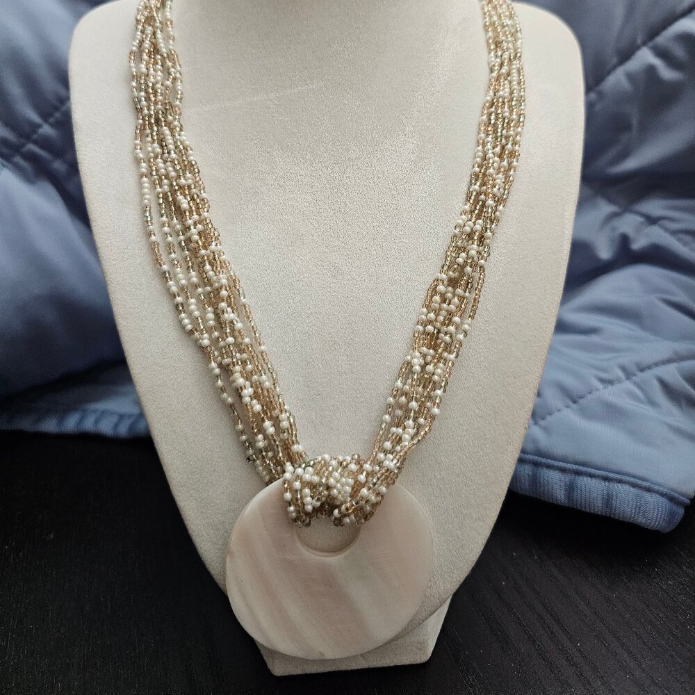 Premier Designs "Luminous" Shell necklace!  Retired!
